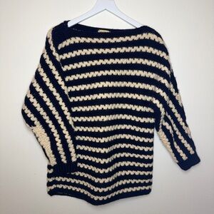 Women’s Vintage Hand Knit Sweater